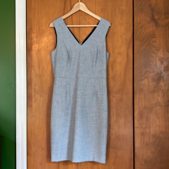 Banana Republic Dresses & Skirts - Banana Republic light blue dress. Lined.